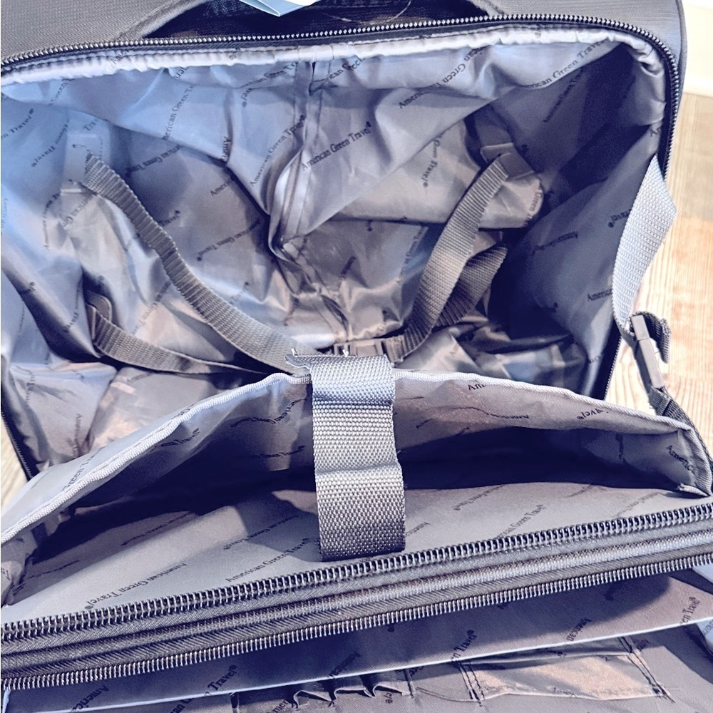 American Tourister Black Rolling Travel Bag - Picture 8 of 16